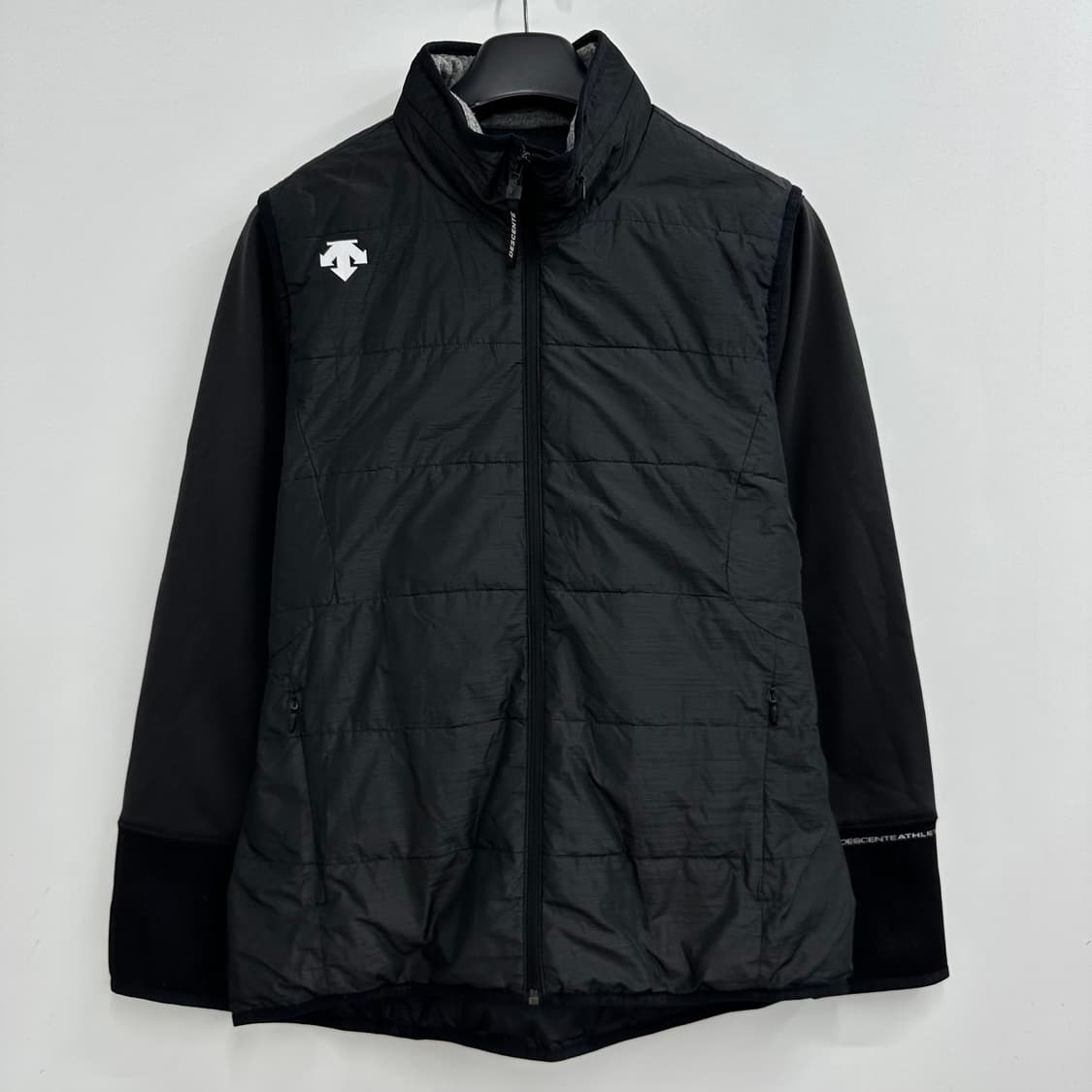 105 데상트 남자 하이브리드 웰론 패딩 상품이미지1