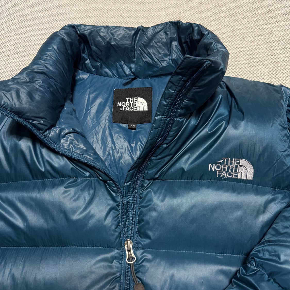 노스페이스 700 유광 다운패딩 상품이미지3