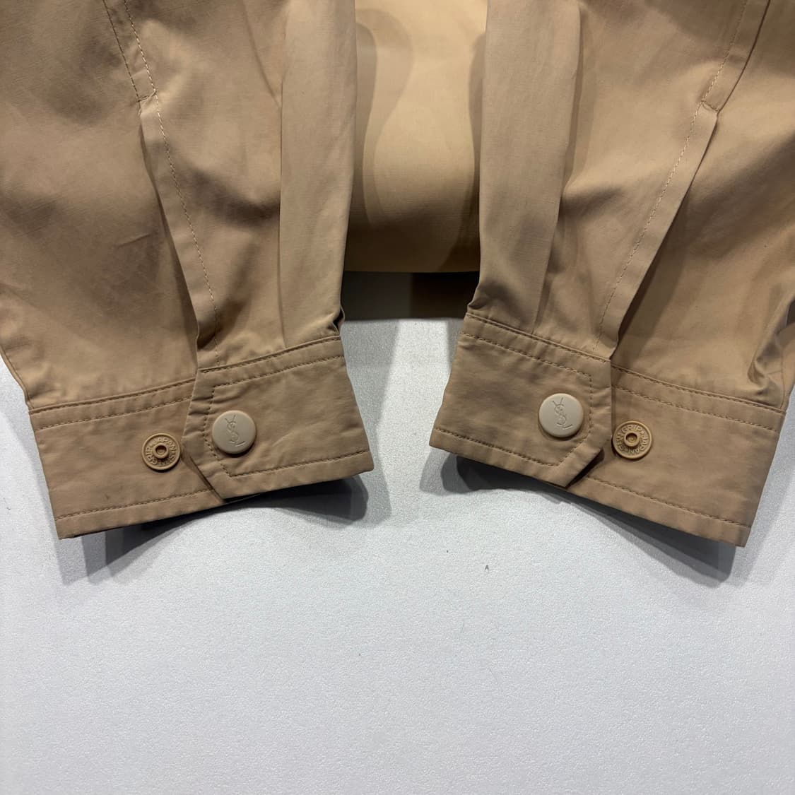 [105] 02s 입생로랑 뿌르 옴므 베이지 폴리 자켓 D346 상품이미지6