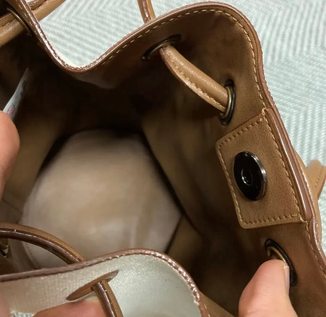 KUHO 캔버스 미니백 상품이미지4