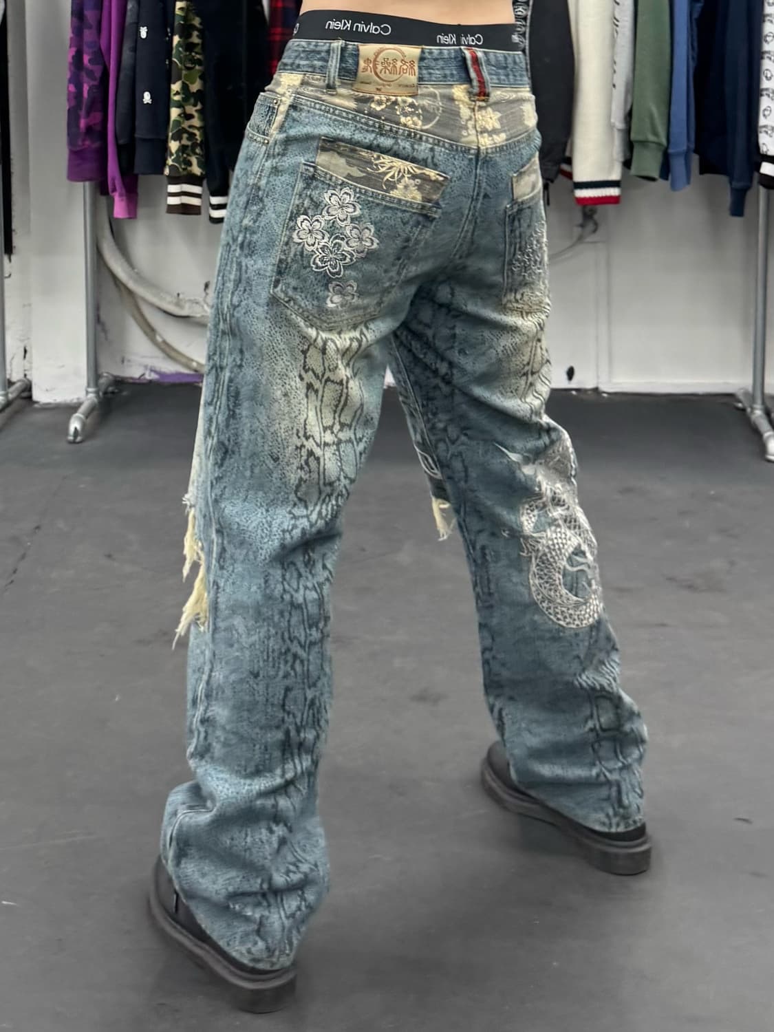 카라쿠리 타마시 오리엔탈 뱀피 데님팬츠 상품이미지5