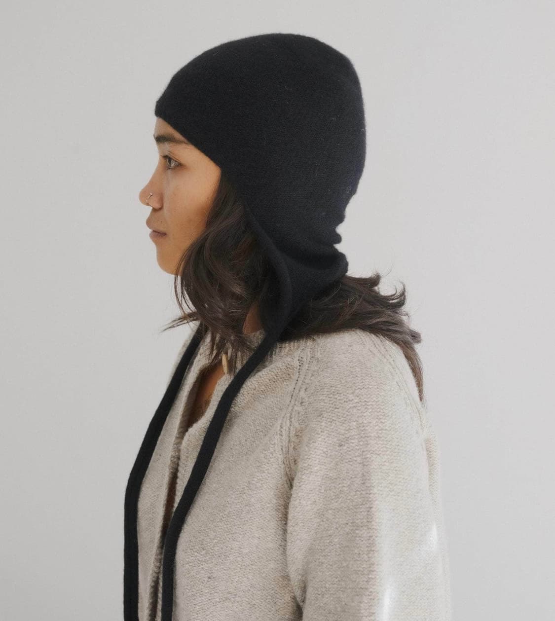 베이스레인지 25fw Tier 캐시미어 후드 비니/블랙 상품이미지1