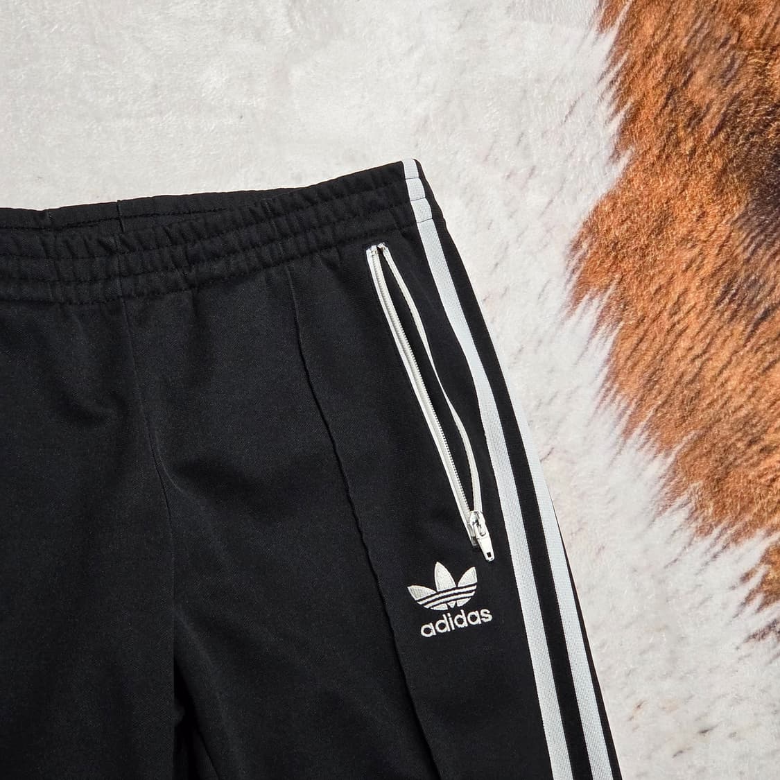 아디다스 파이어버드 블랙 트랙팬츠 상품이미지2