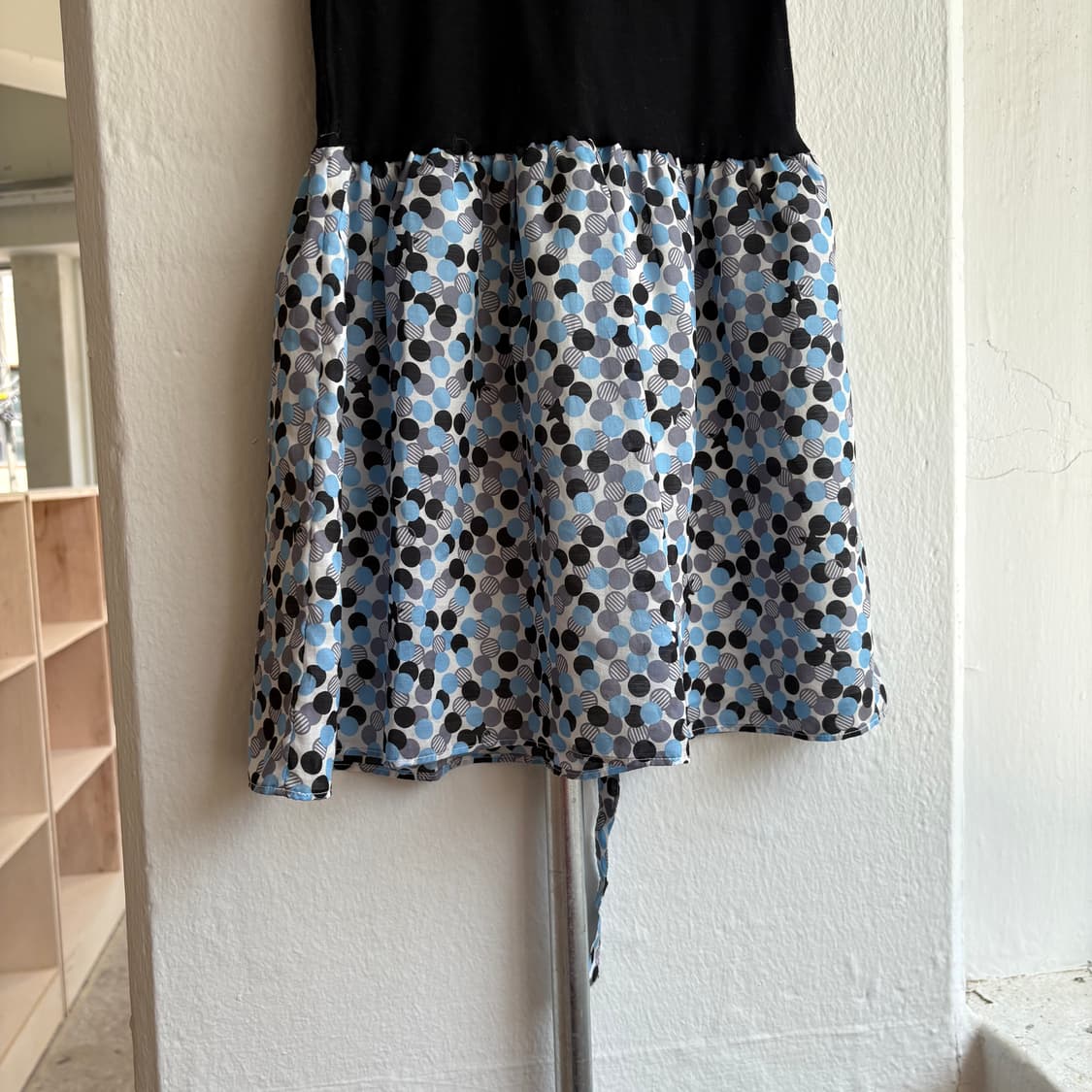 To b. by agnès b. 아네스베 하프 패턴 원피스 상품이미지6