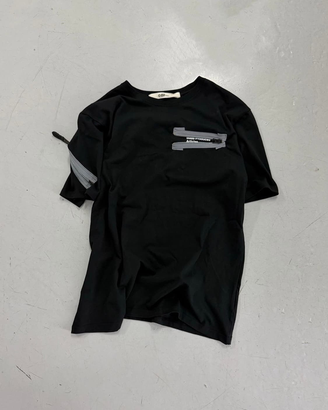 플라스틱 프로덕트 MPa ZIP INSTRUMENT T-SHIRT 01  상품이미지2