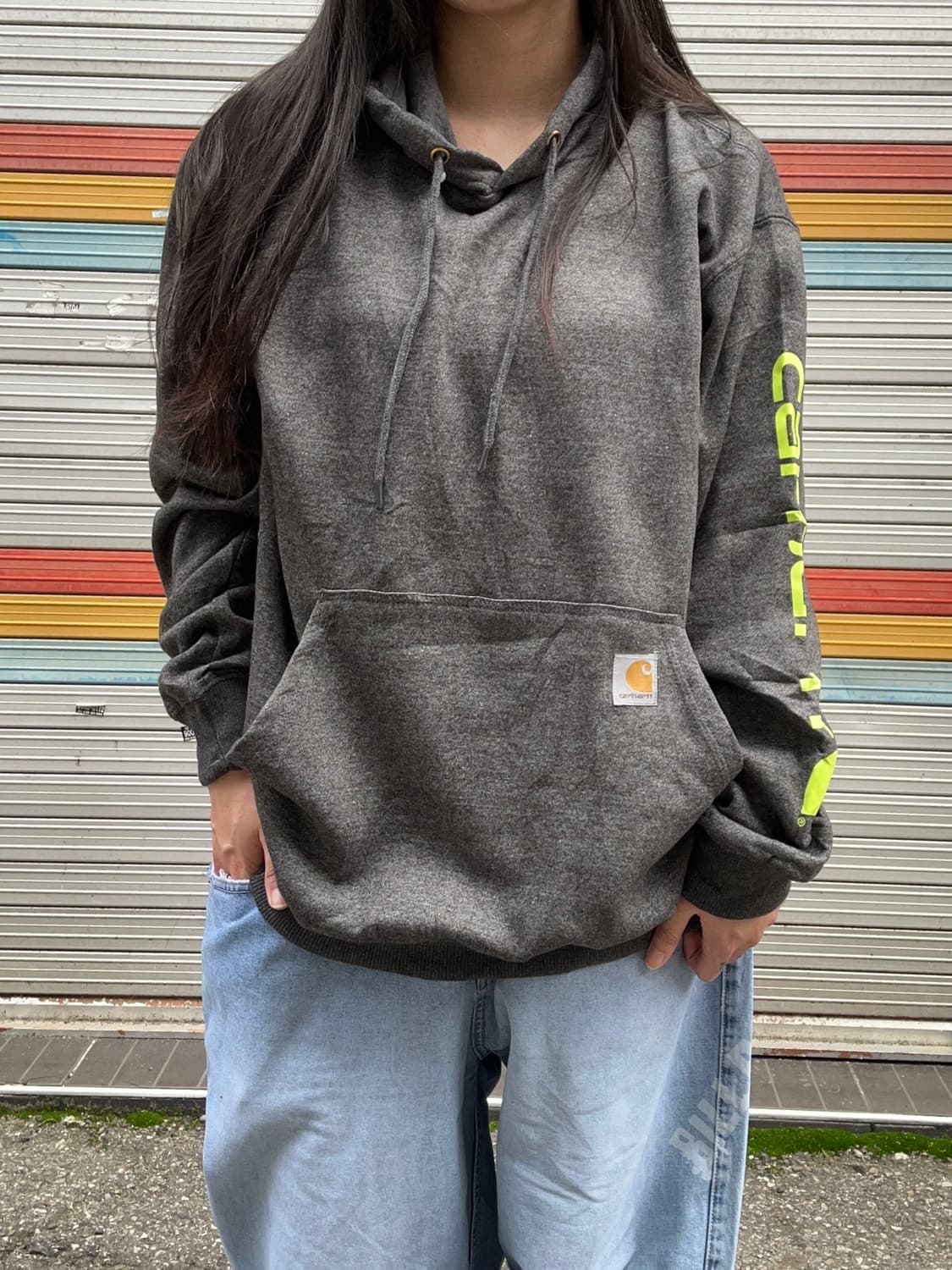 CARHARTT 챠콜 레터링 오버핏 후디 상품이미지2