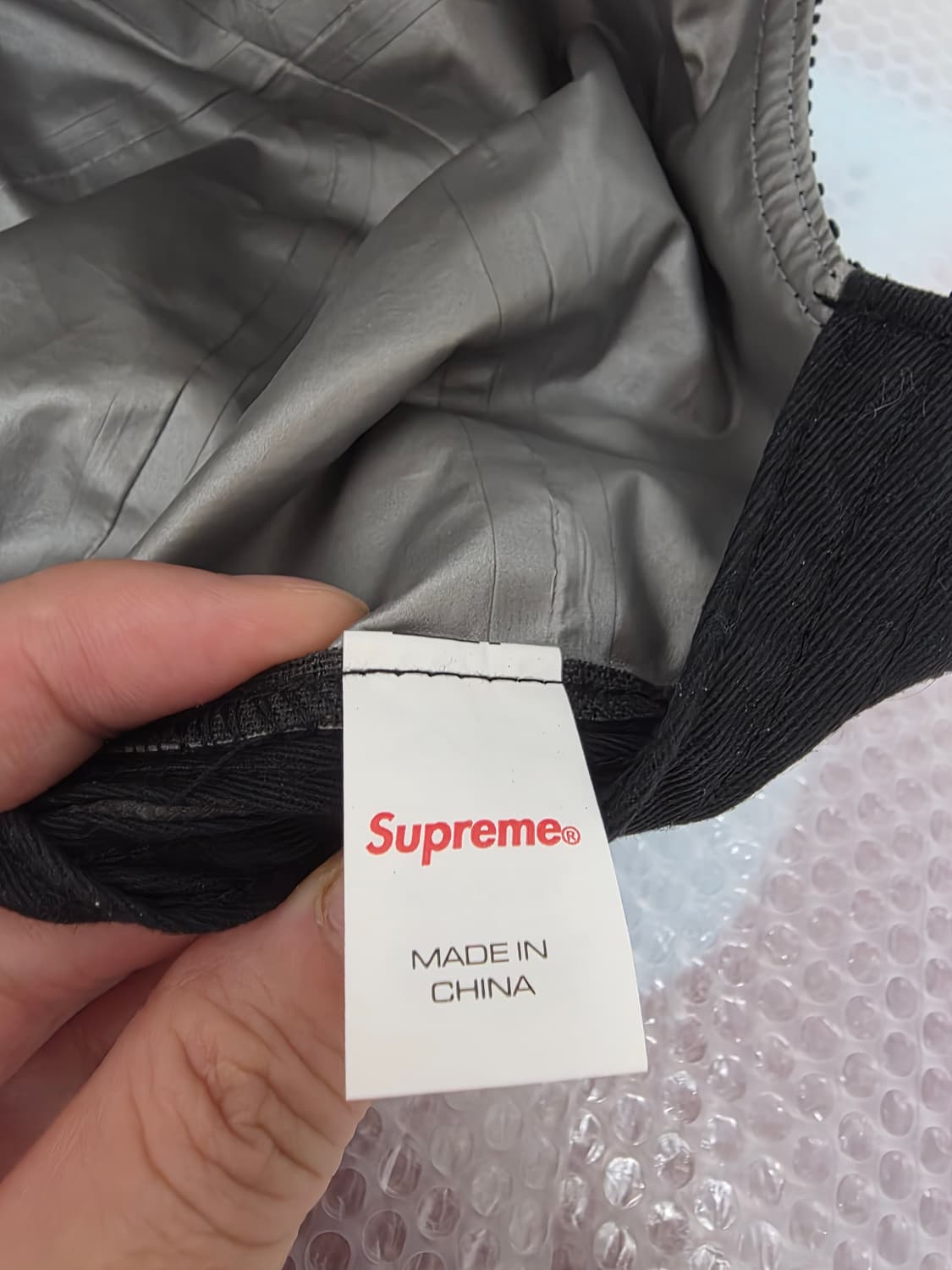 슈프림 고어텍스 코듀로이 클래식 로고 6-패널 캡 블랙 - 21FW 상품이미지6