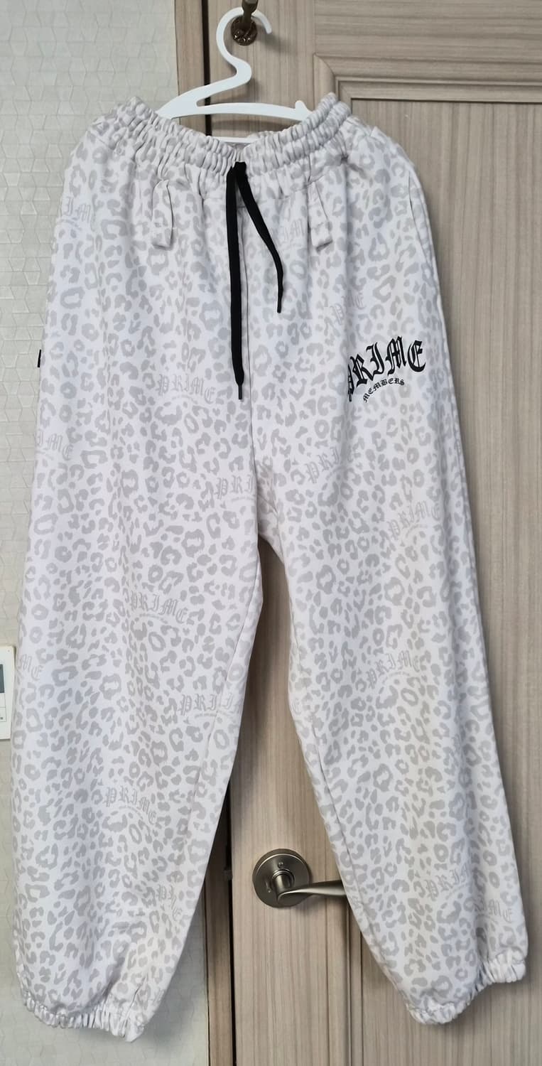 프라임멤버스 레오파드 화이트 조거팬츠 상품이미지1