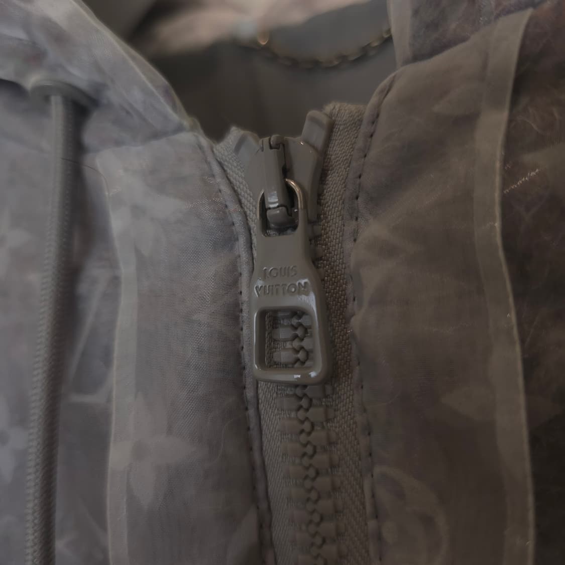 [정품/중고] 루이비통 오간자 패디드 블루종 상품이미지3