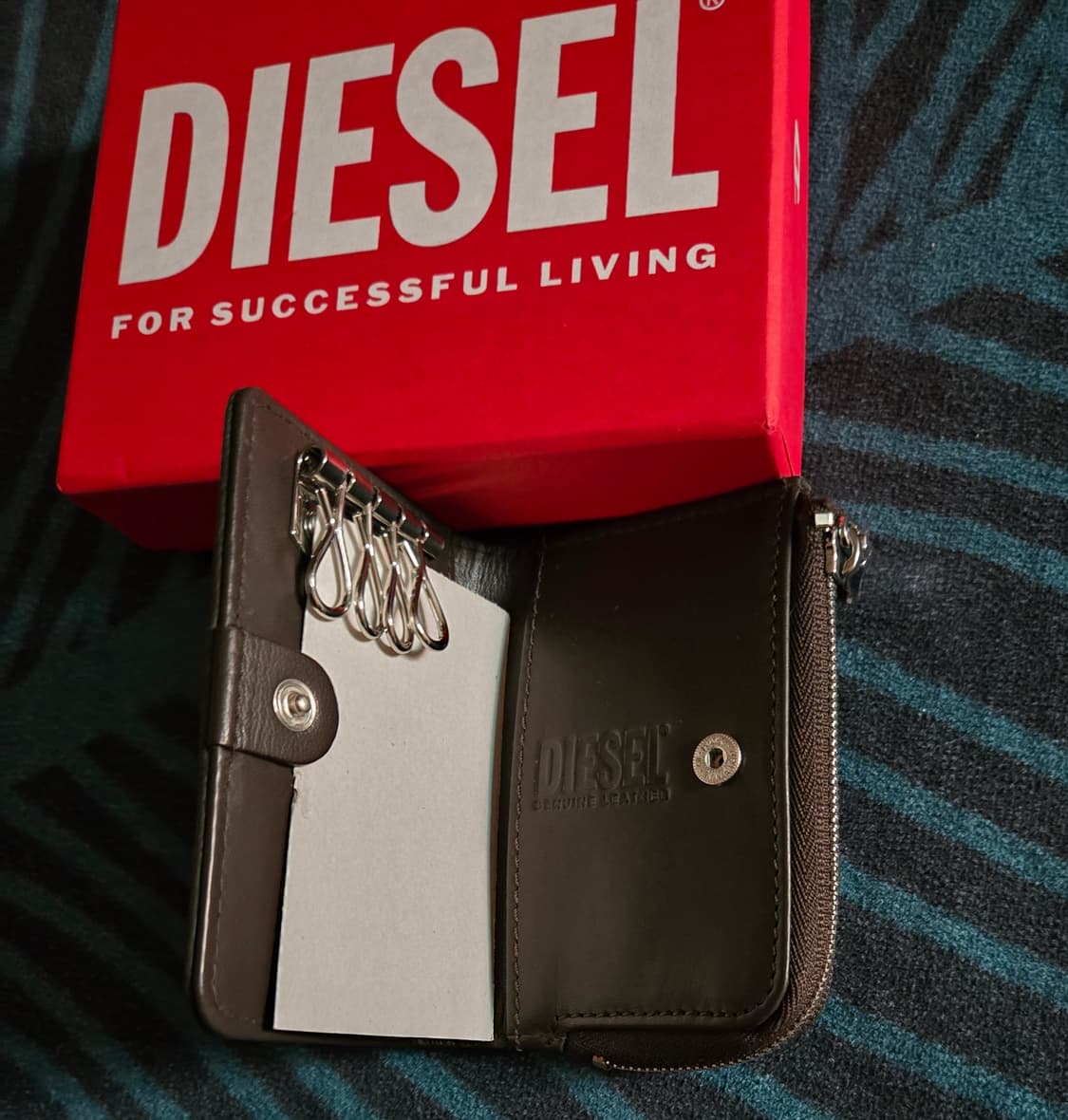 새상품) 디젤 지갑 상품이미지2