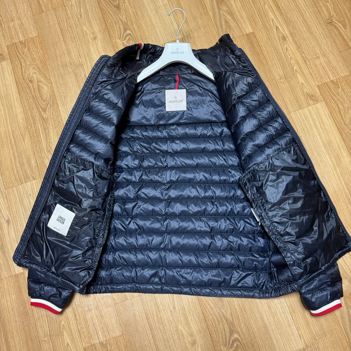 몽클레어 지룩스 후드경량패딩 5사이즈 다크네이비 상품이미지3