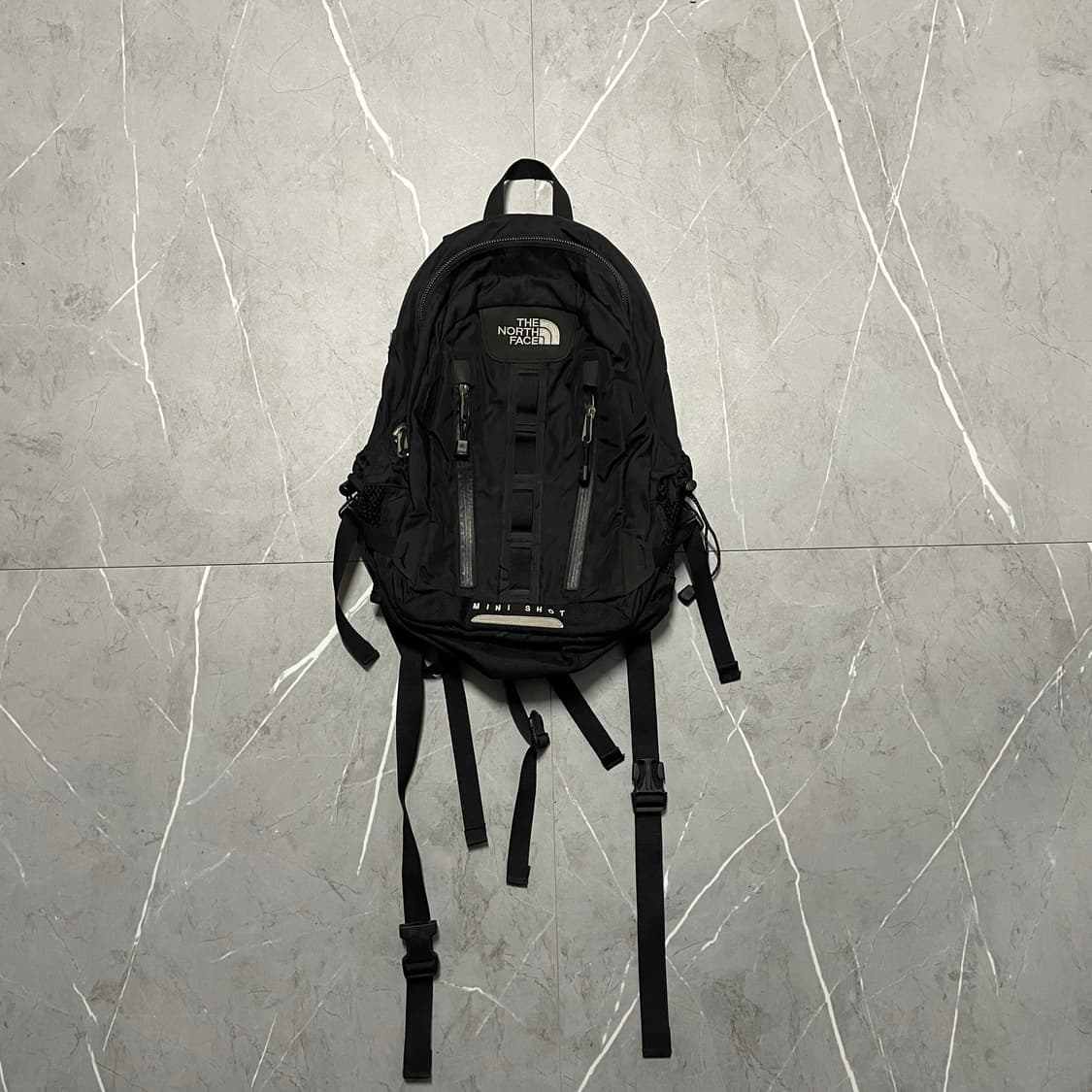 팔로워 특가 노스페이스 미니샷 12L 백팩 가방 상품이미지1