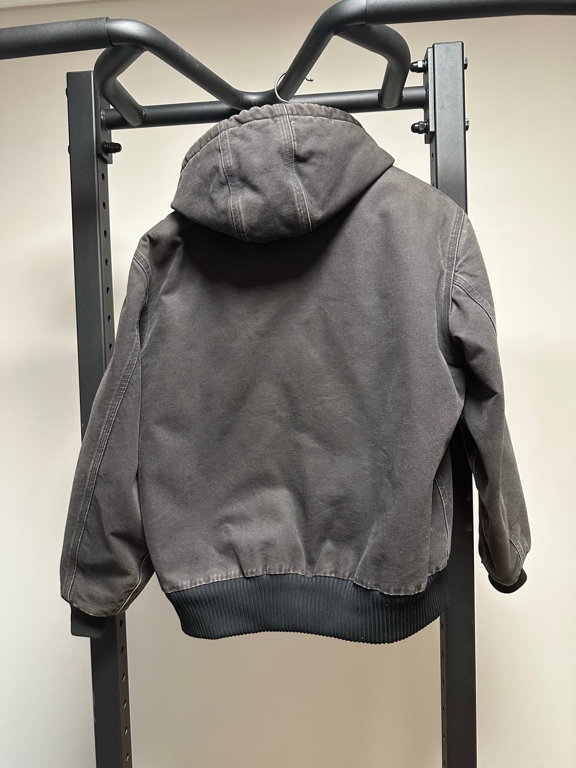 칼하트 j130 blk m 액티브 자켓 상품이미지2