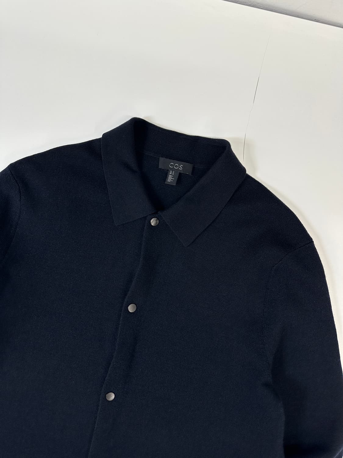 코스 카라 니트가디건 네이비 M 상품이미지3