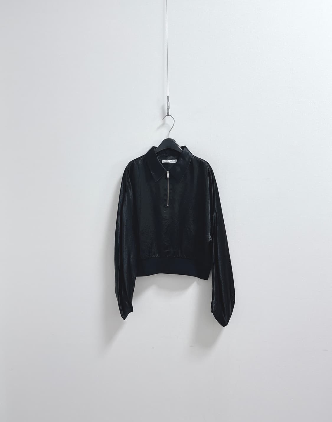 메종마레 벌룬 슬리브 새틴 하프집 상품이미지3