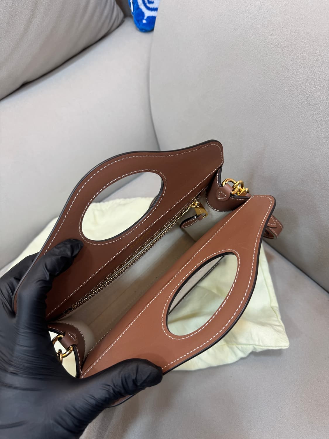 버버리 캔버스 미니 포켓백  상품이미지5