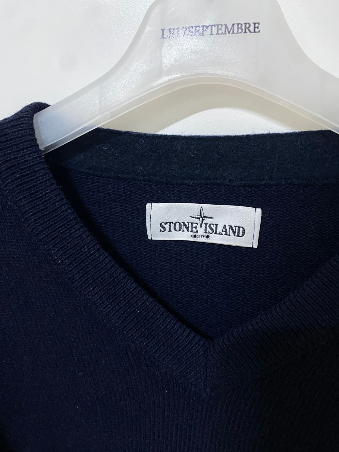 stoneisland 스톤아일랜드 브이넥 니트 m사이즈 상품이미지4