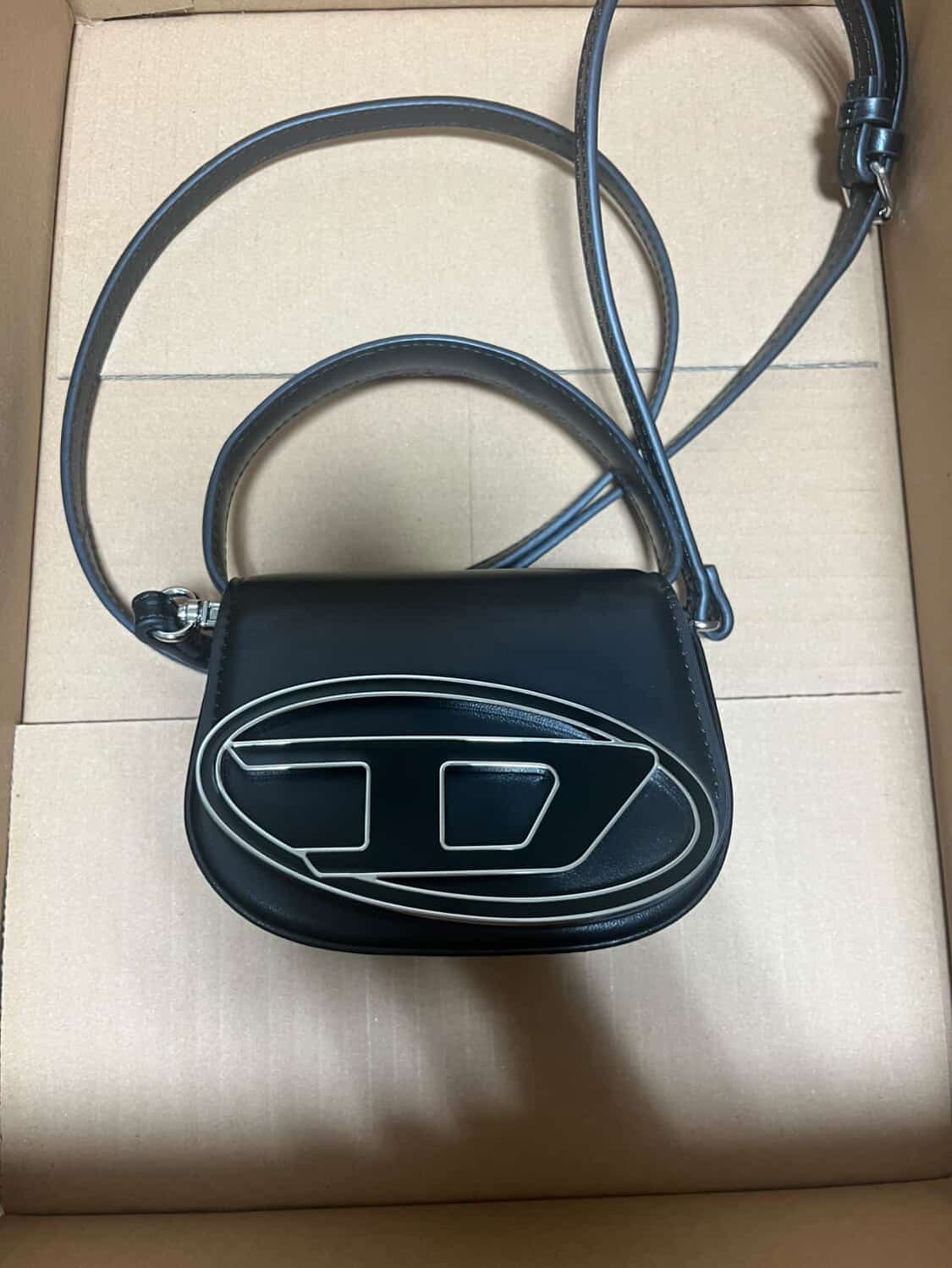 디젤 1DR 미니백(플라크 블랙) 상품이미지6