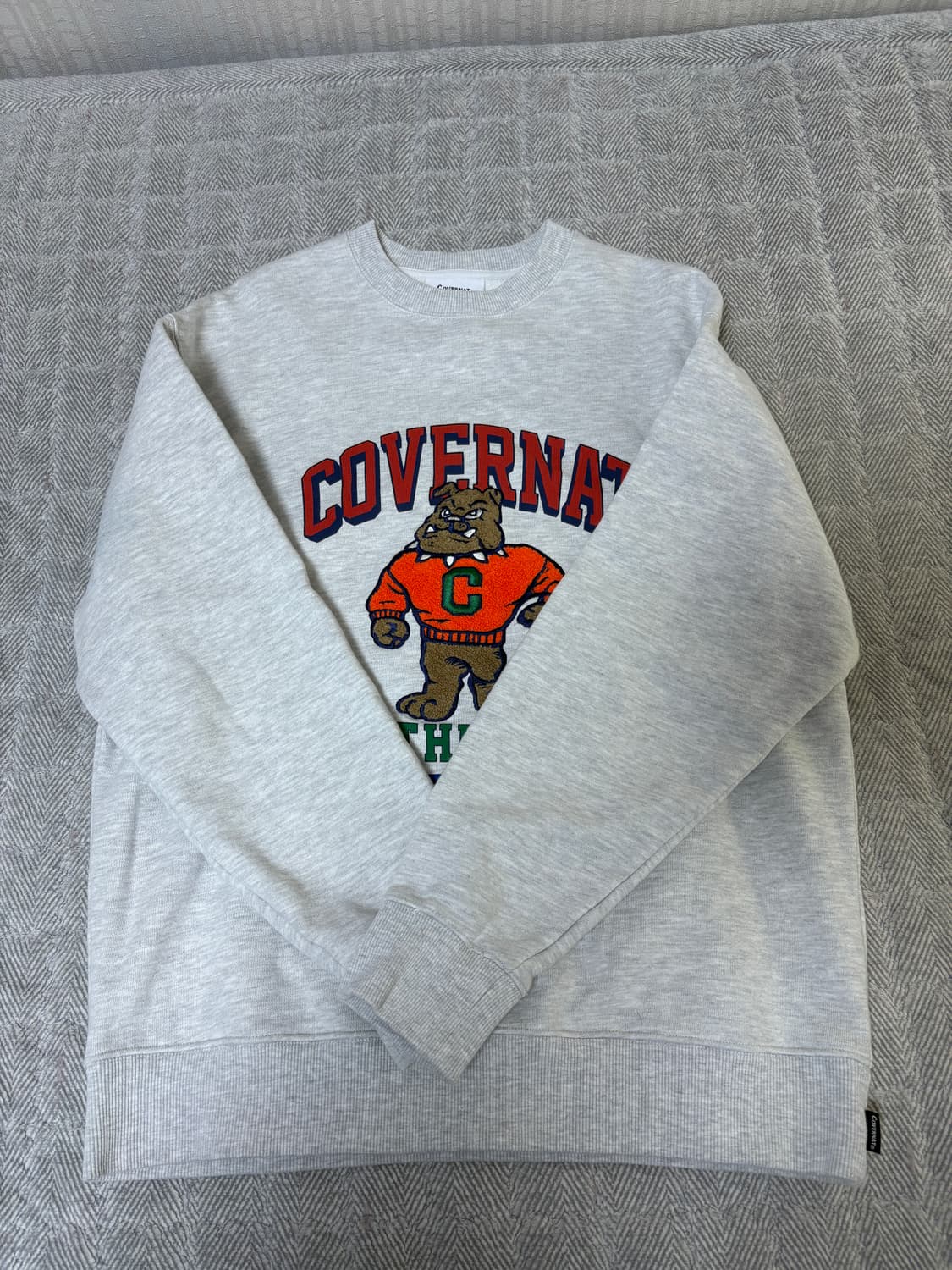 커버낫 m사이즈 맨투맨 상품이미지1