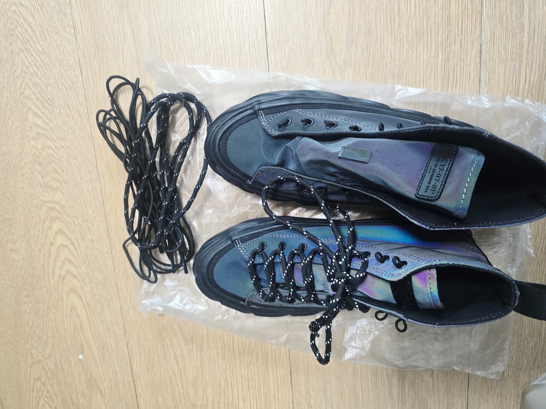 거의새것) 240mm 에이지 리플렉티브 탑 오로라 (AGE) 상품이미지1