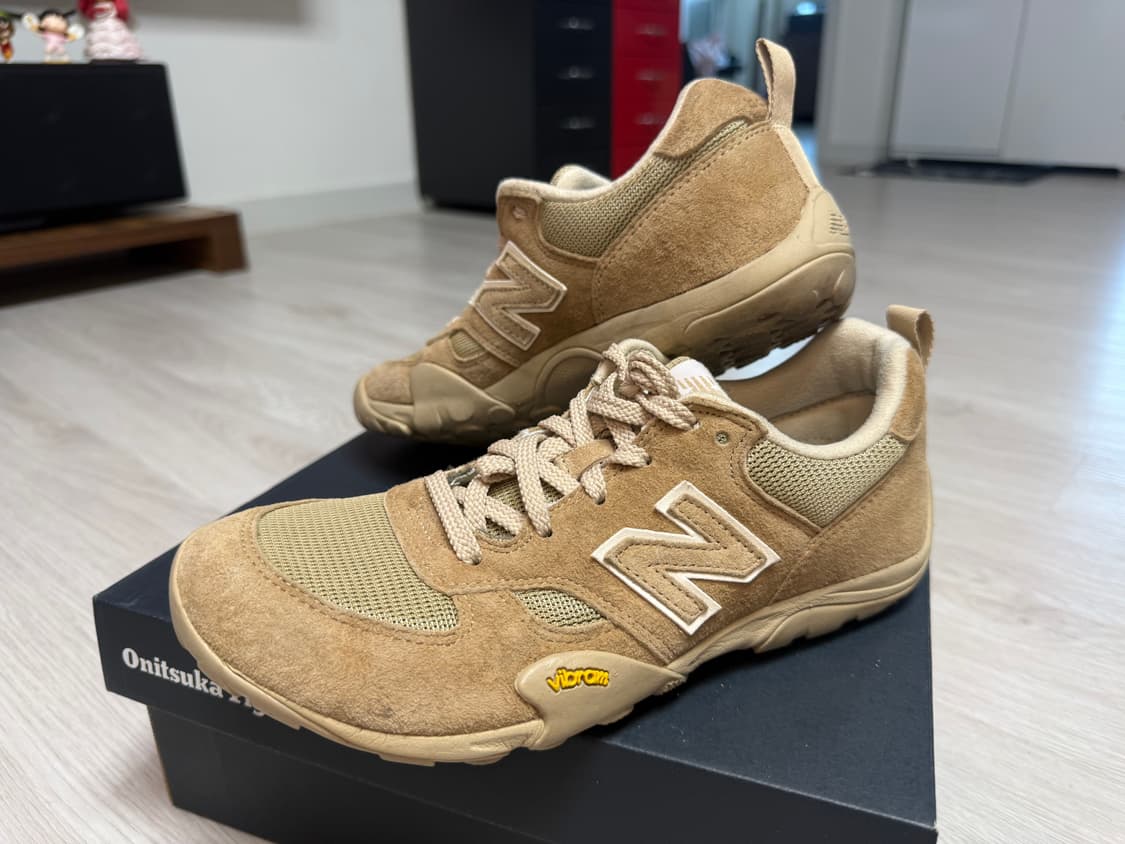[250] 뉴발란스 ML71BE 비브람 스니커즈 베이지 상품이미지1