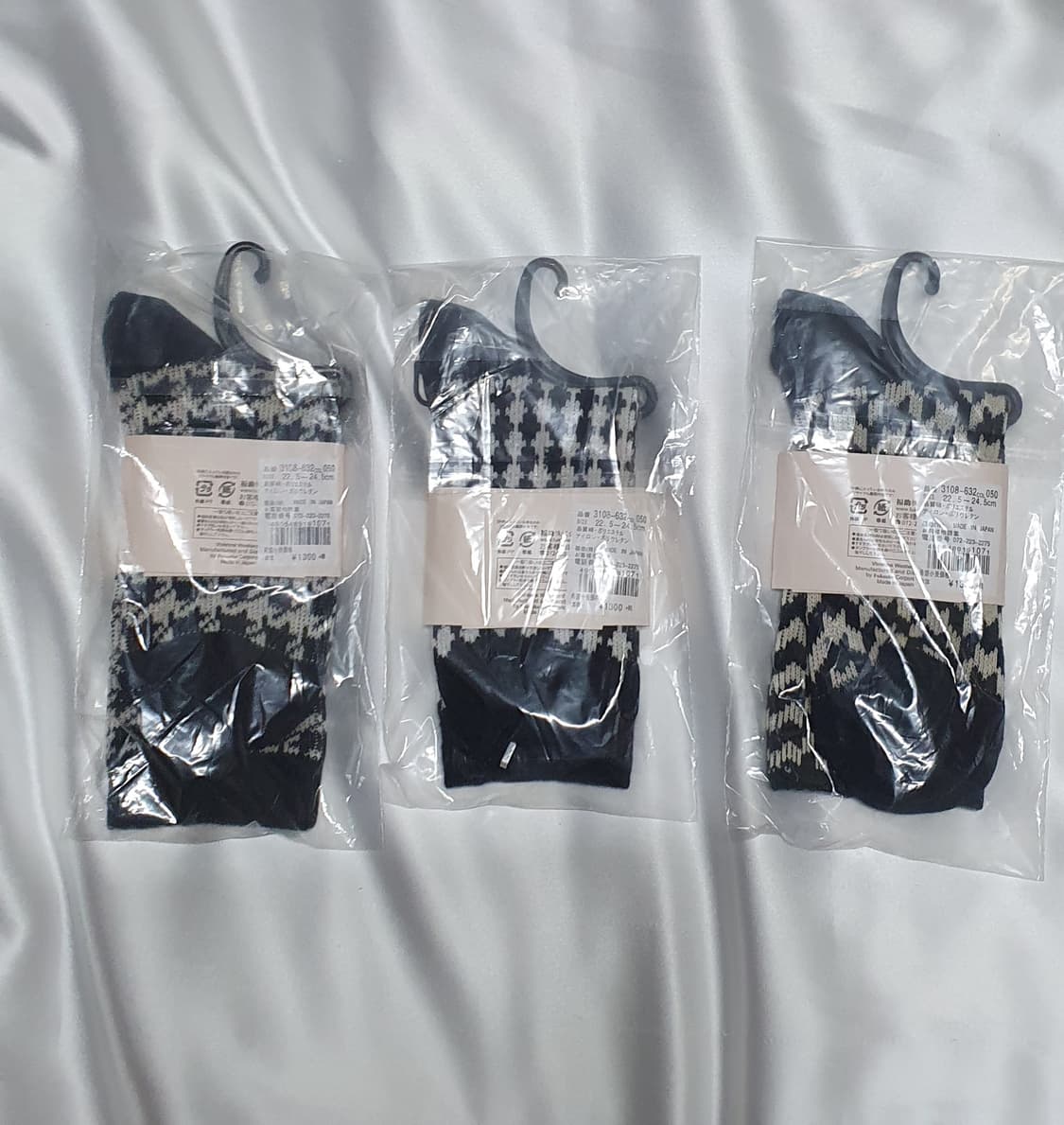 블랙 화이트 체크 제비체크 비비안웨스트우드 양말  상품이미지2