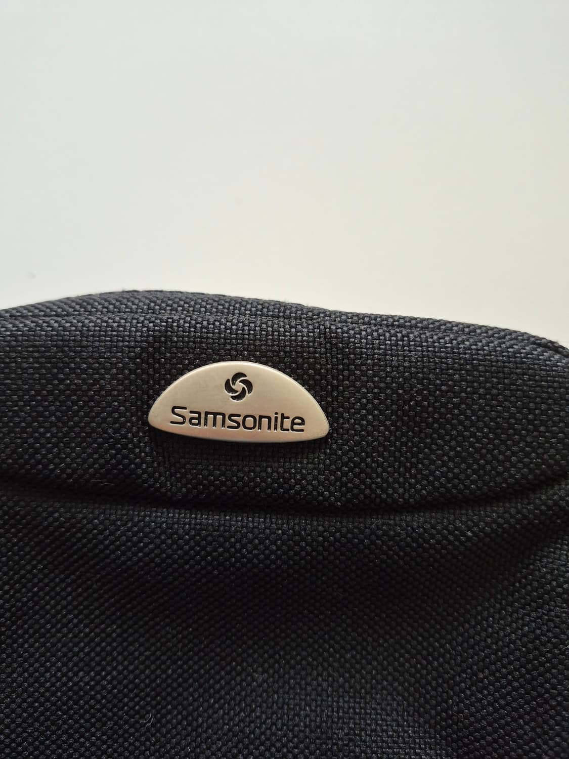 새상품급)샘소나이트 크로스백 상품이미지8