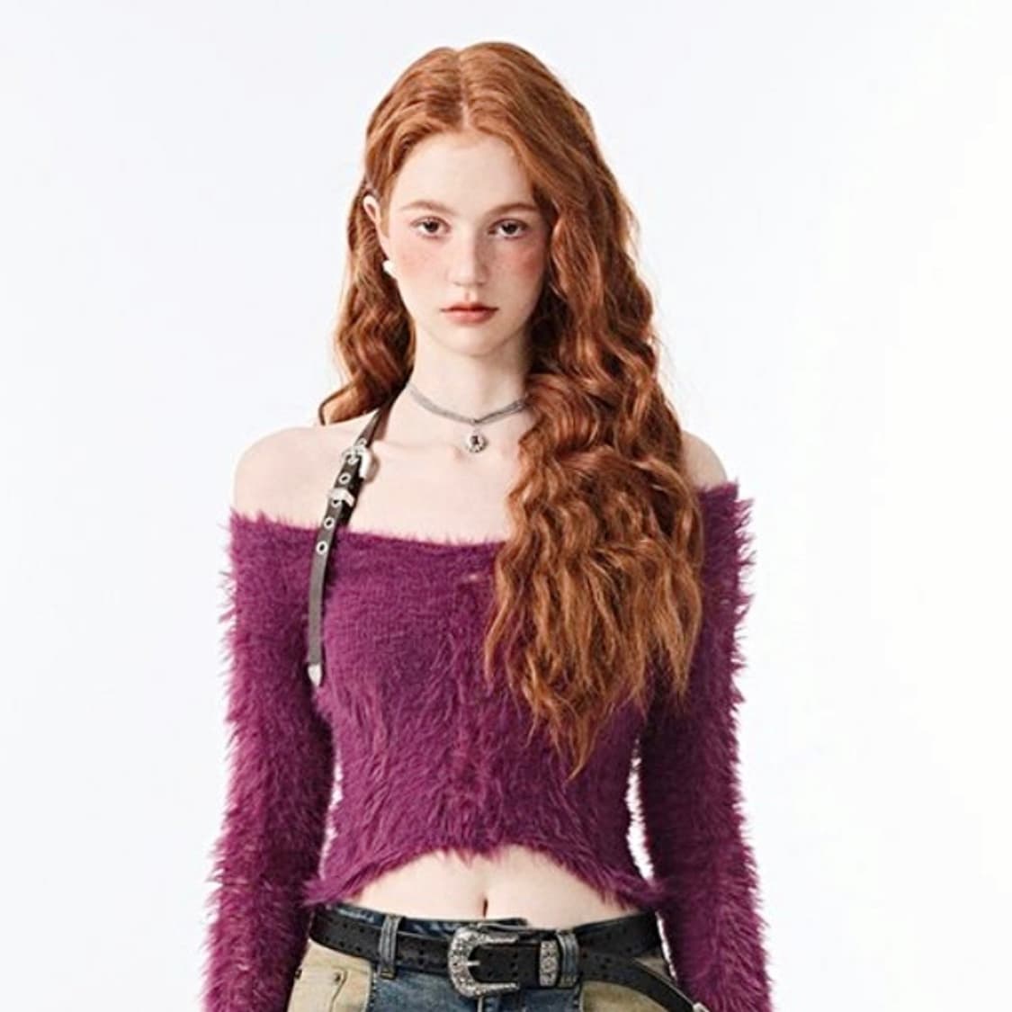 원진스튜디오 퍼플 퍼 크롭 니트 한소희 착용 상품이미지2