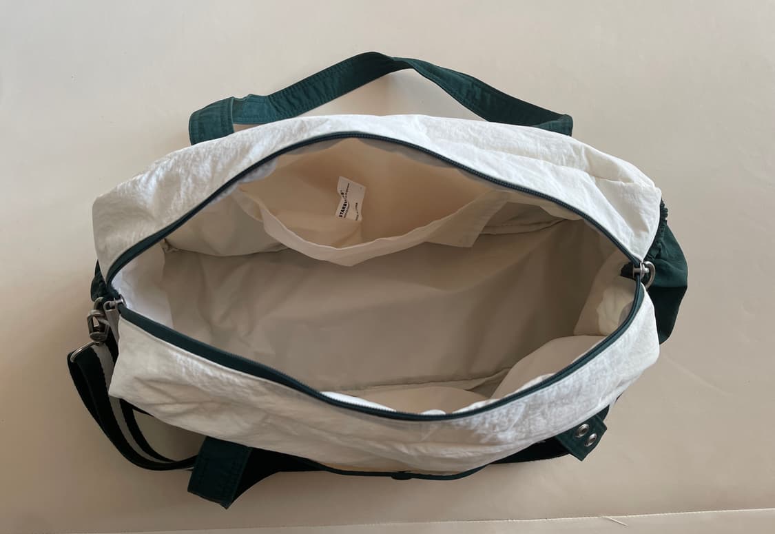 라코스테와 스타벅스 콜라보 멀티플백 상품이미지3