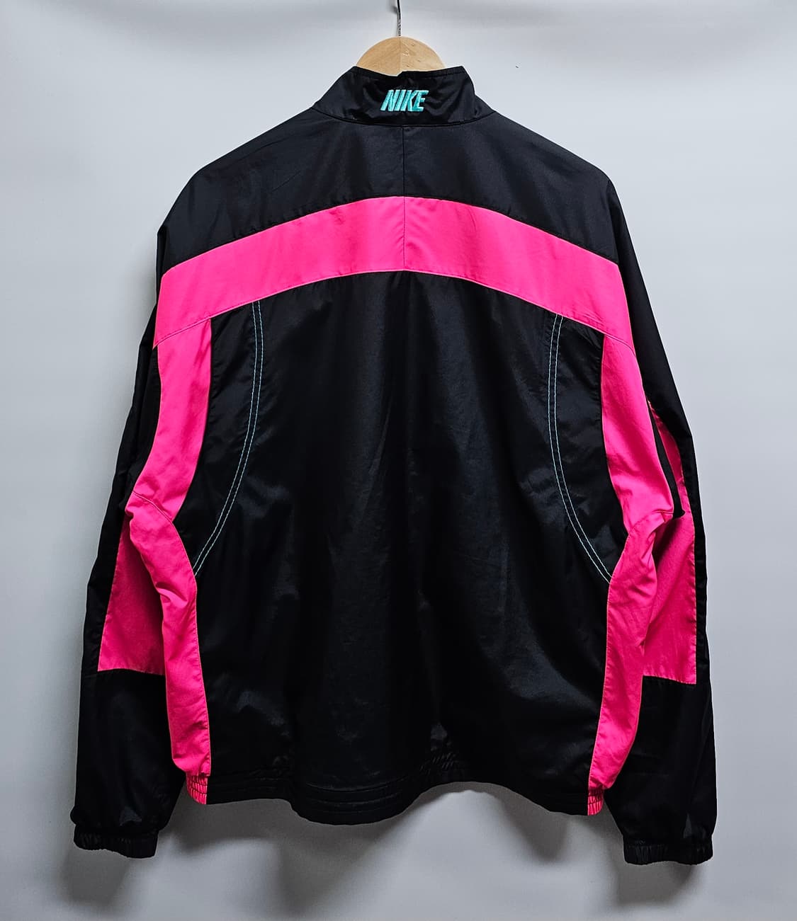 나이키 x 아트모스 NRG 바람막이 자켓 M 상품이미지2