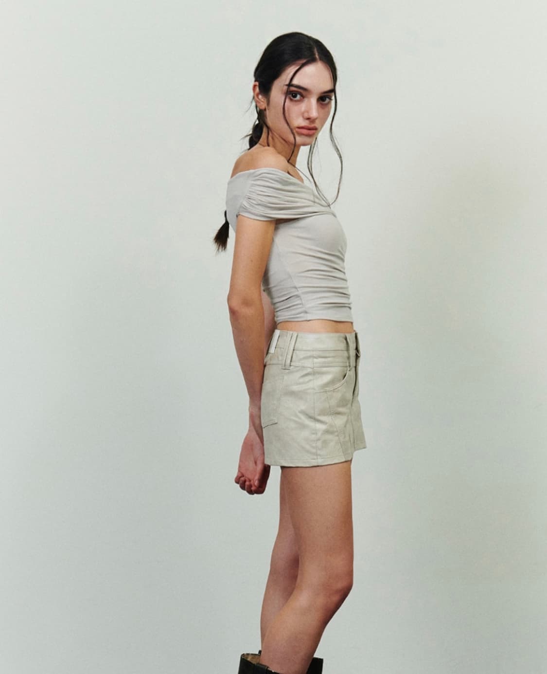 페인오어플레져 CIELO 미니스커트 베이지(올데프 애니착용) 상품이미지3