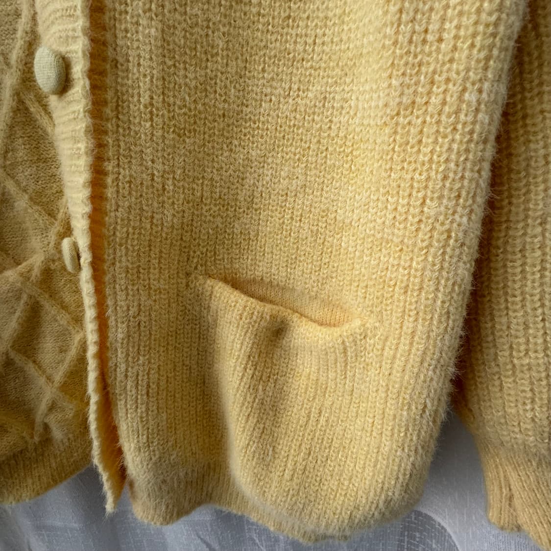 예쁜 노랑 브이넥 니트 루즈핏 가디건 상품이미지4