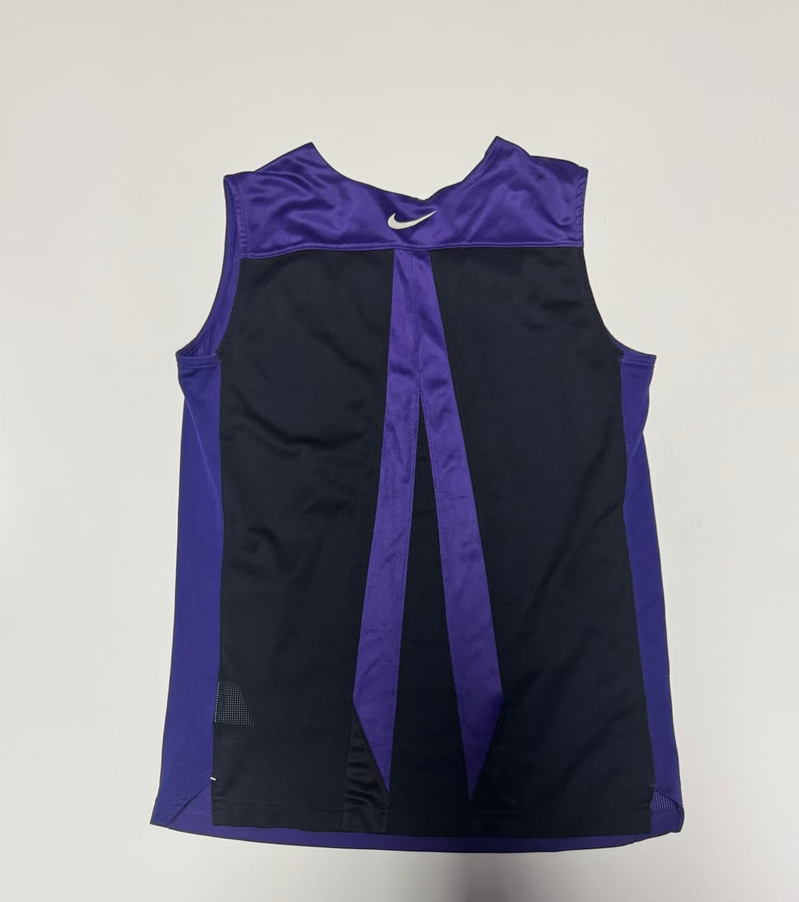 여성 나이키 올드스쿨 드라이핏 코비 나시 티셔츠 상품이미지2