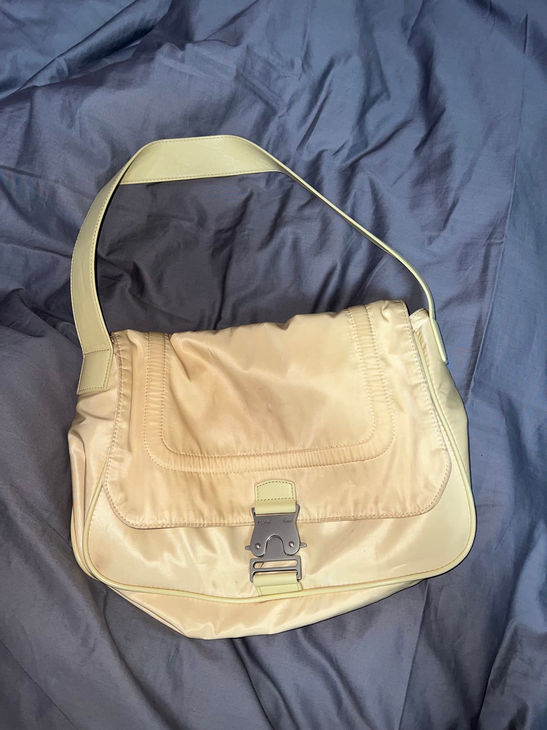 마뗑킴 버클백 베이지 상품이미지1