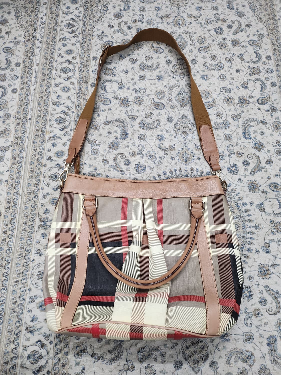 닥스 체크 가죽 토트/크로스백 상품이미지3