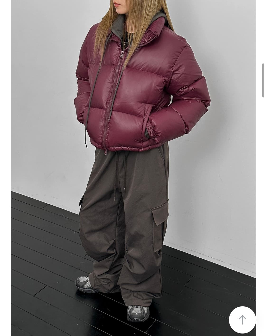 블랙업 숏패딩 와인 상품이미지3