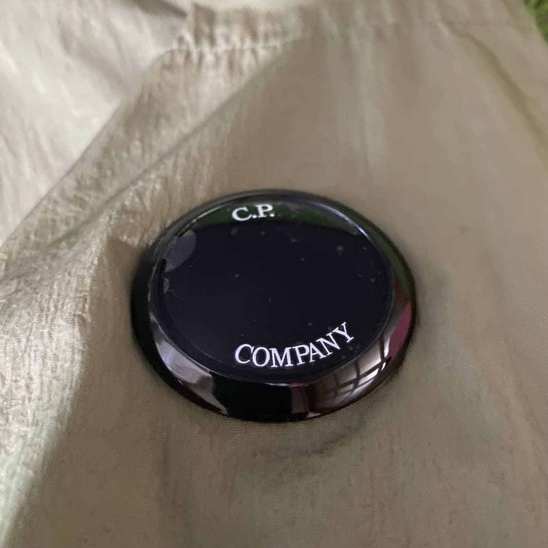 CP컴퍼니 CHROME-R 디터처블 렌즈 후드 자켓 상품이미지5