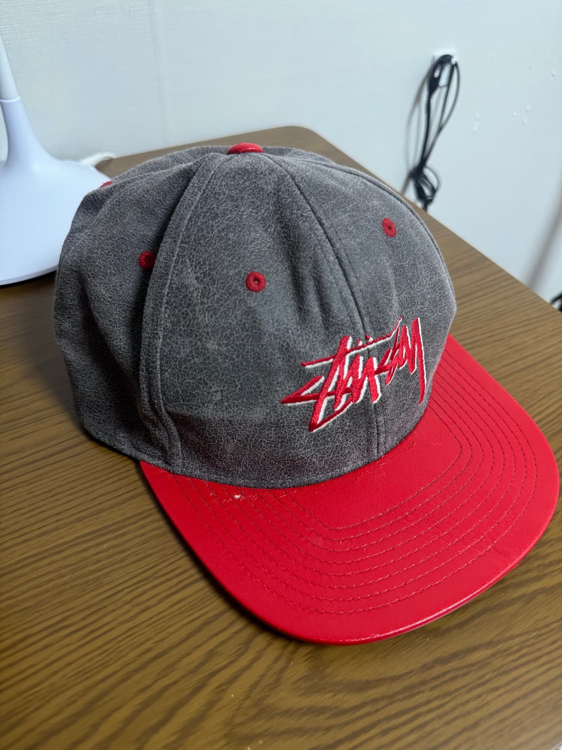 스투시 스냅백 상품이미지1