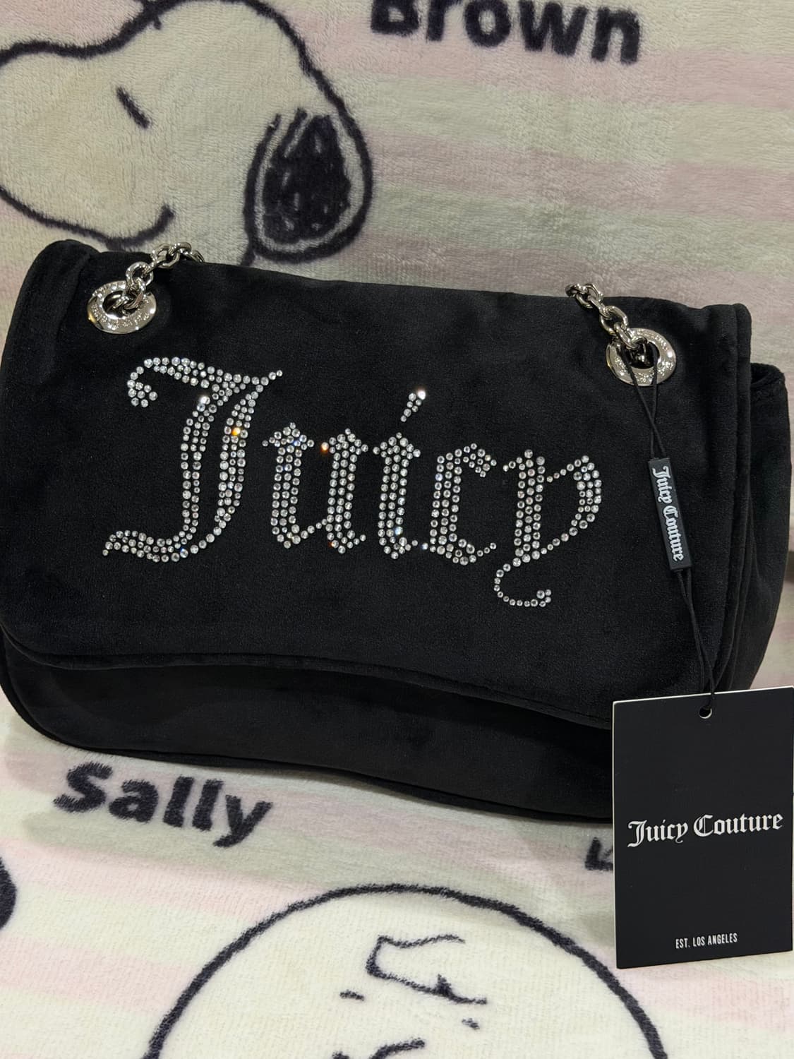 [신상✨프리뷰세일] 쥬시꾸뛰르 벨벳 스톤 체인 숄더백/크로스백 블랙 상품이미지3