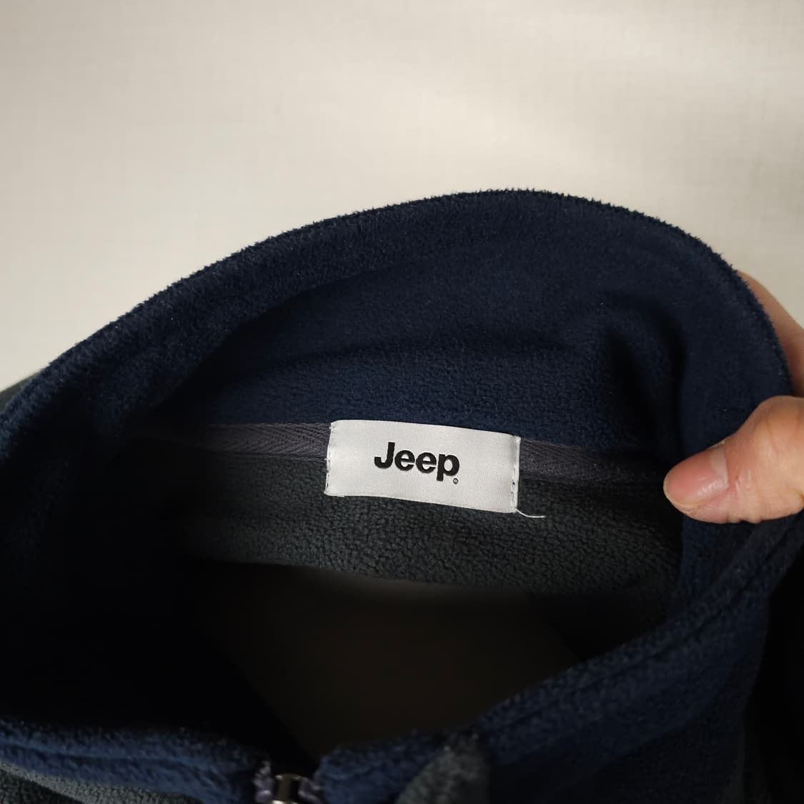 지프 후리스 반집업티 남자110사이즈  상품이미지3