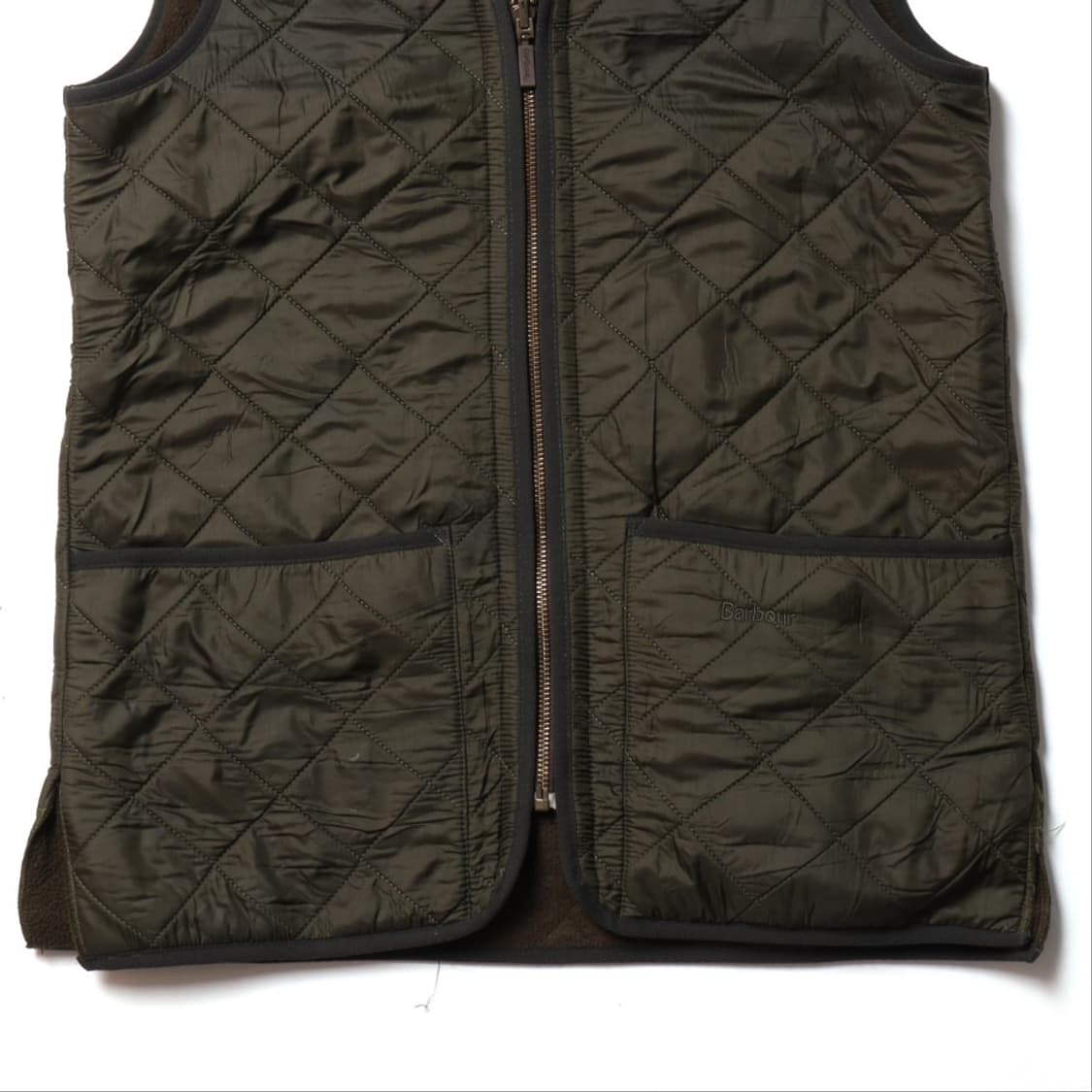 바버 Barbour Quilting Vest 

 상품이미지3