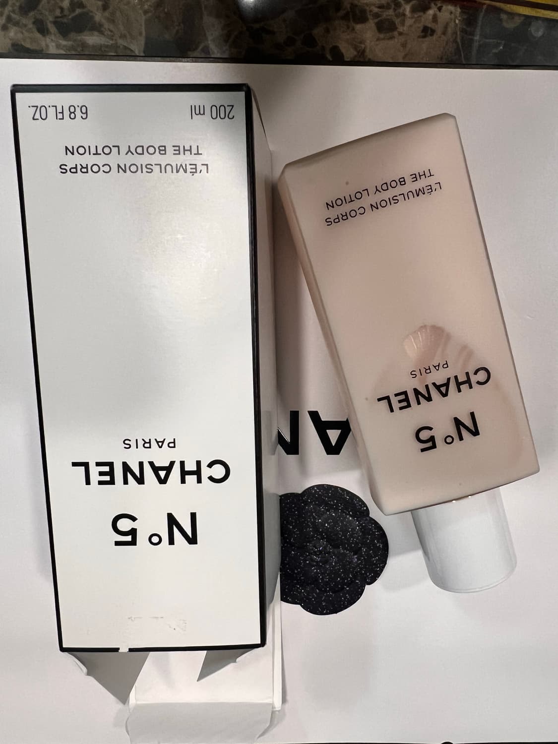 개봉만. 샤넬 넘버5 바디로션 200ml 상품이미지2