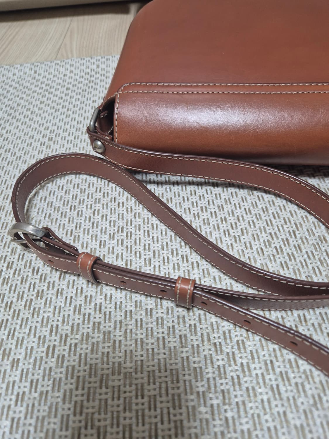 (정품) A.P.C 아페쎄 제임스 레더 백 통가죽 크로스 상품이미지10