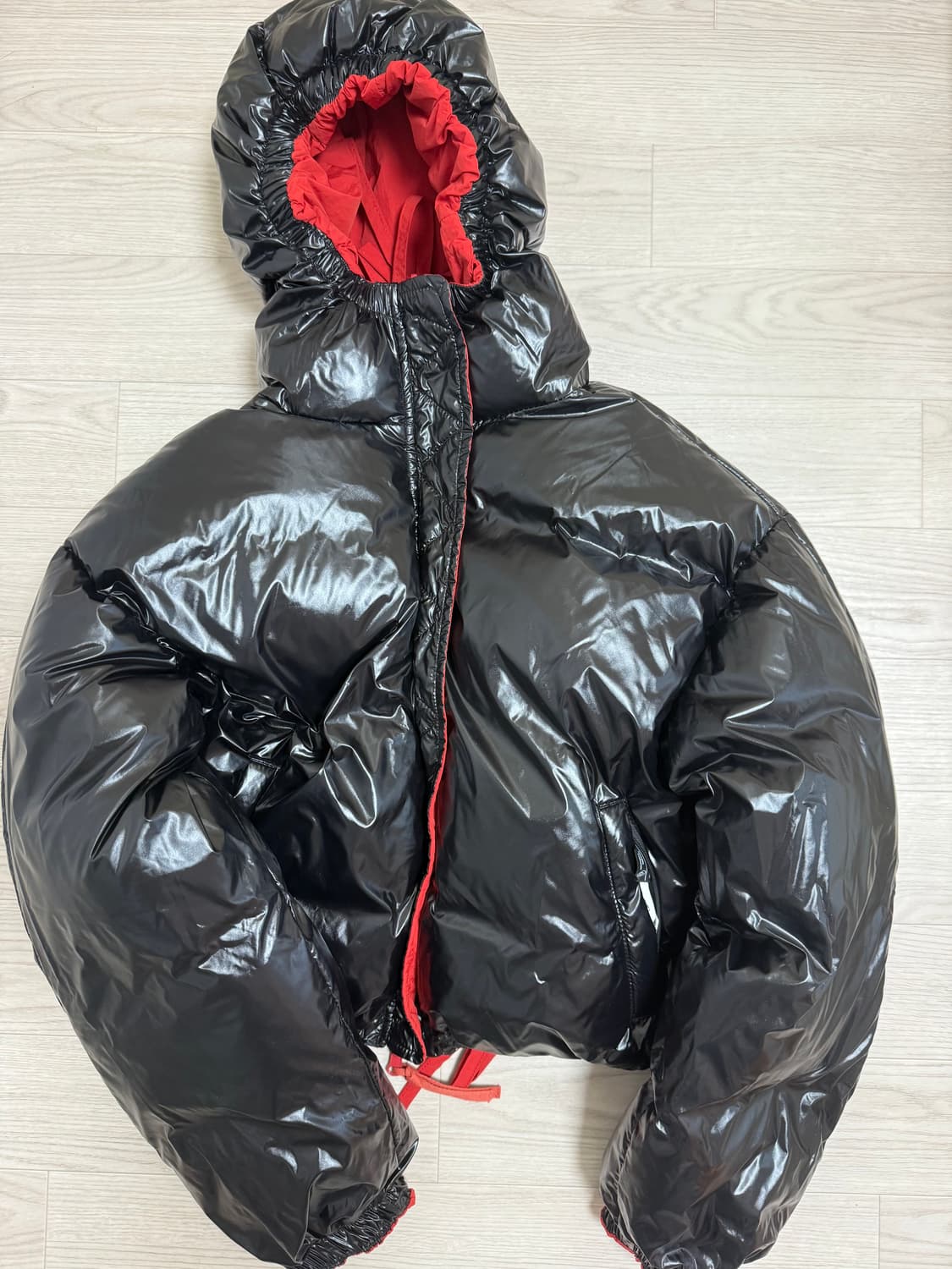 {파르티멘토 우먼} 리버시블 셔링 후디드 푸퍼 자켓_레드 상품이미지6