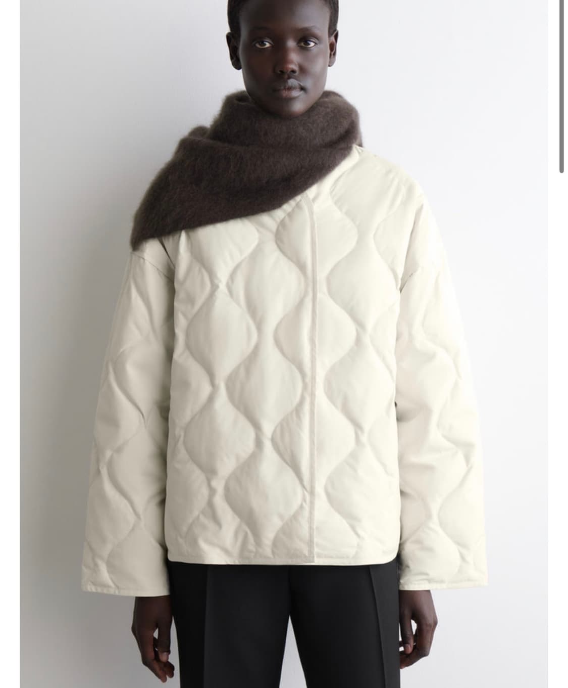 코스 오버사이즈 퀼티드 자켓 상품이미지2