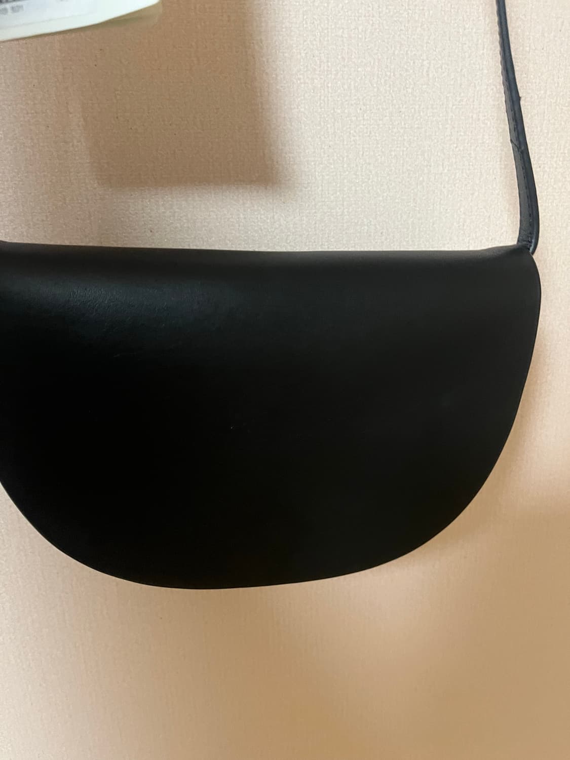 코스 COS 크로스바디 레더백 상품이미지2