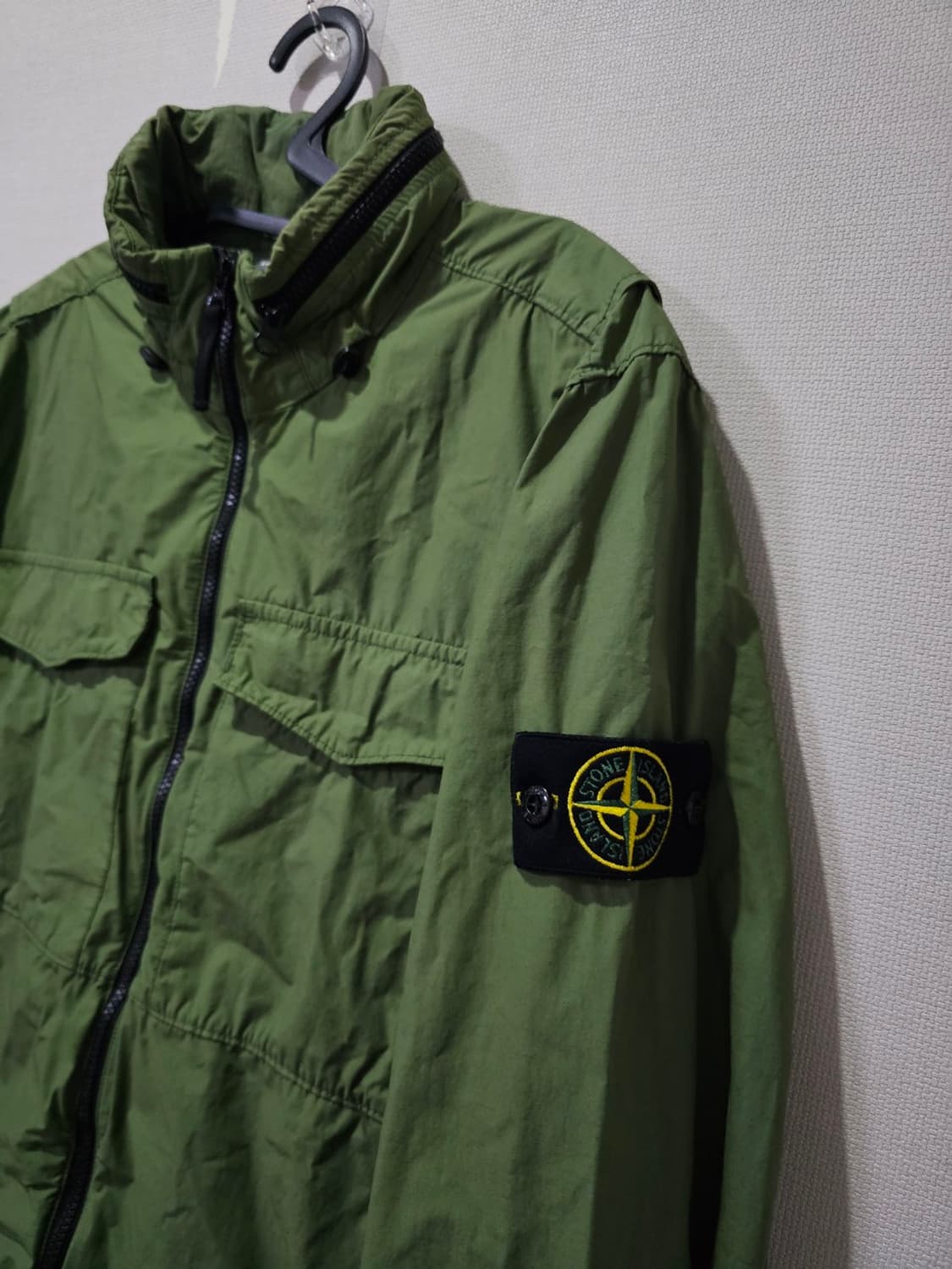 정품 22SS 스톤아일랜드 후드 나슬란 와트로 자켓 100 / L 상품이미지2