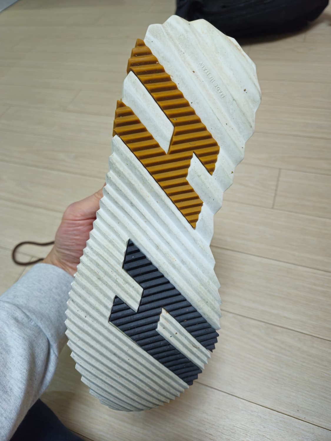 에르메스 바운싱 스니커즈 41사이즈  상품이미지5