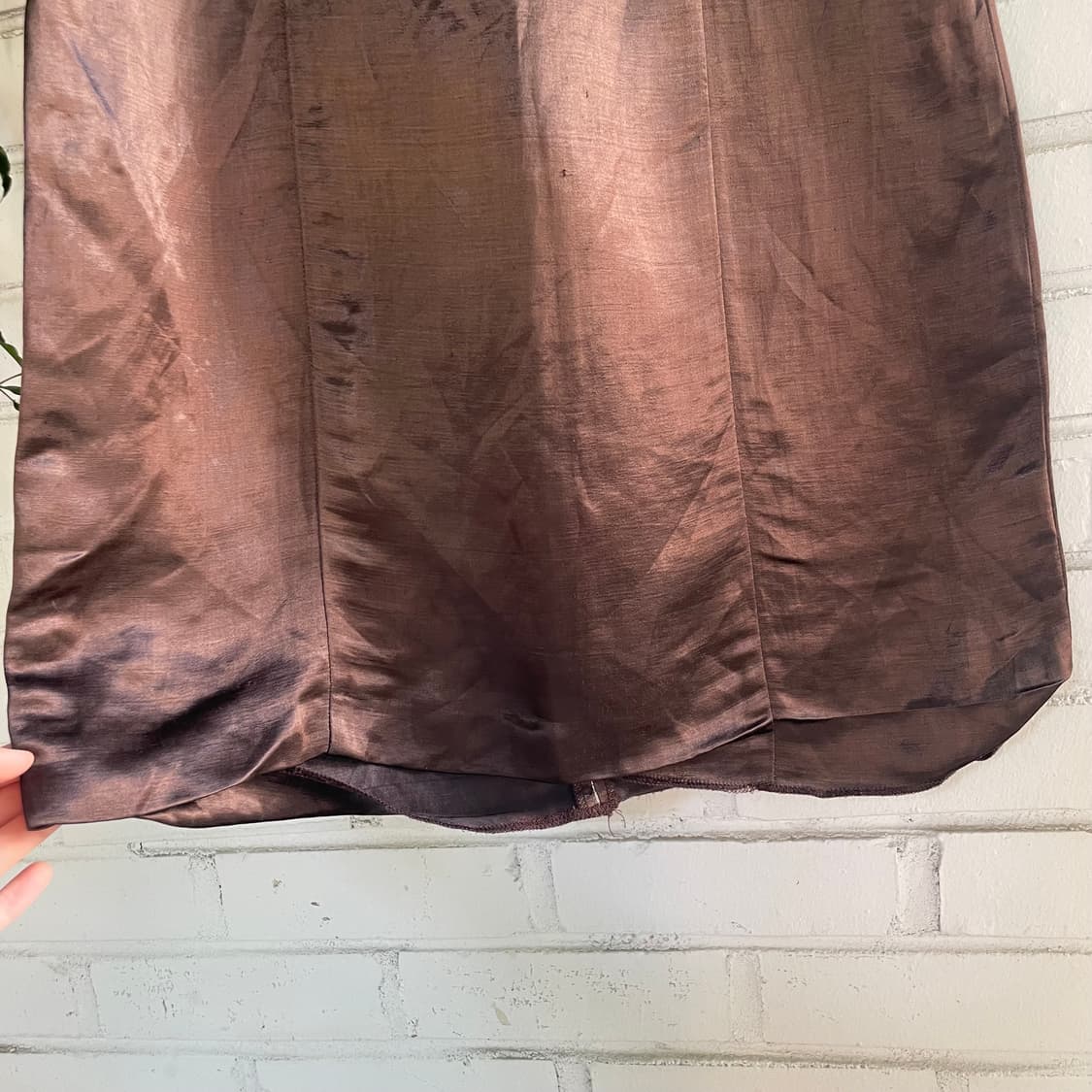 막스앤코 브라운 새틴 민소매 원피스 상품이미지4