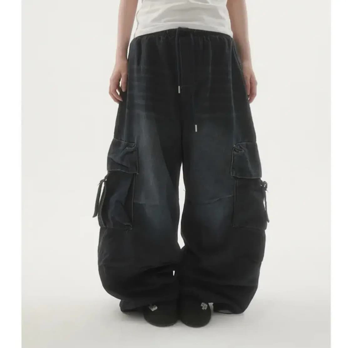 드롭 버클 카고 데님 팬츠  상품이미지1